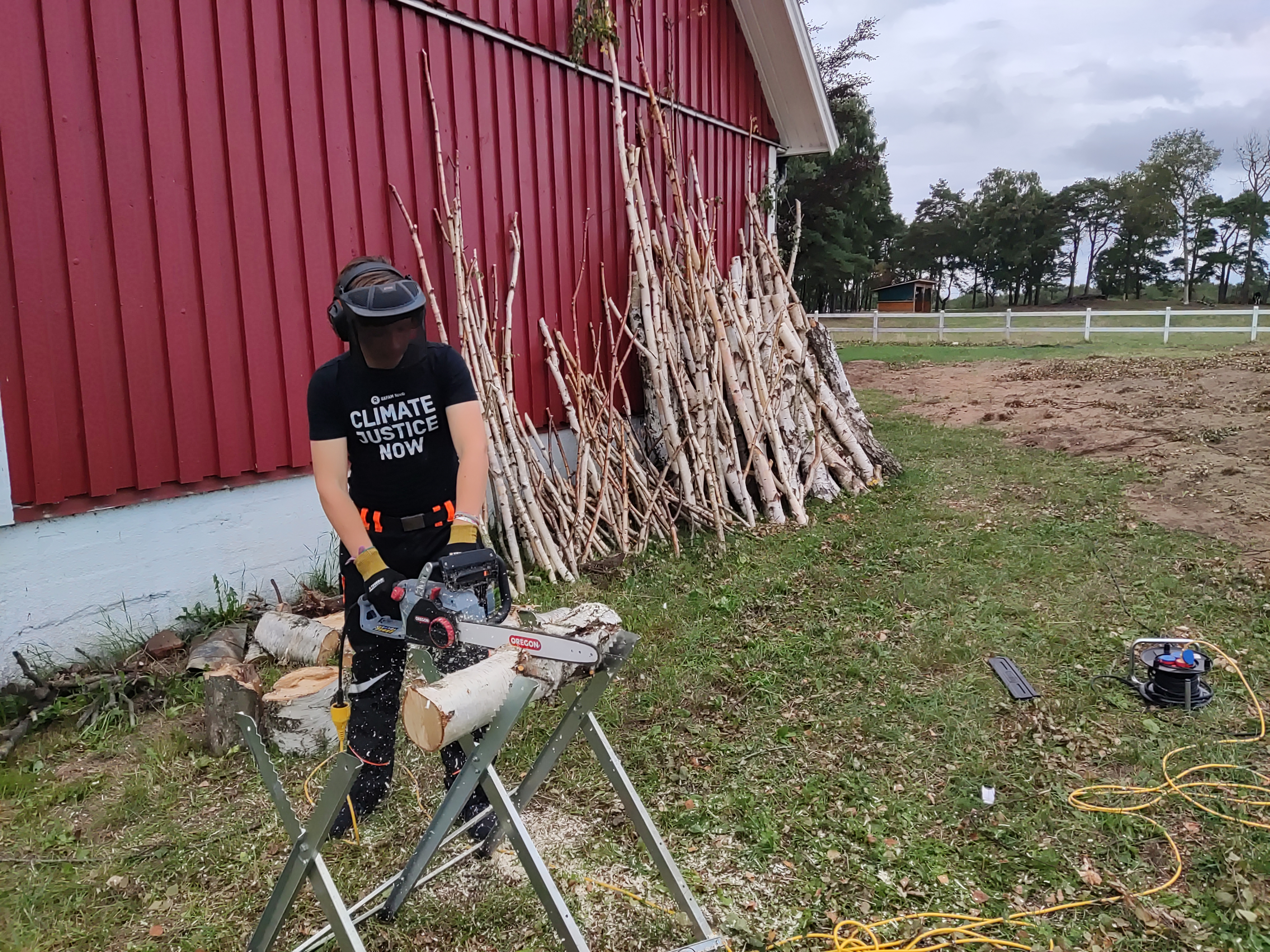Cutting up logs